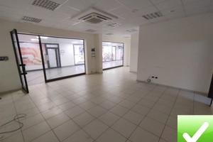 Locale Commerciale Categoria C1 Viale Calabria