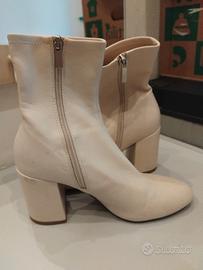 Stivaletti donna Bershka