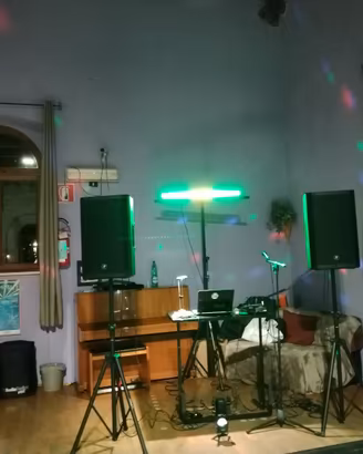 STRUMENTAZIONE PER DJ  ( o per altre feste )