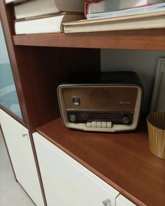 radio d'epoca Dyne