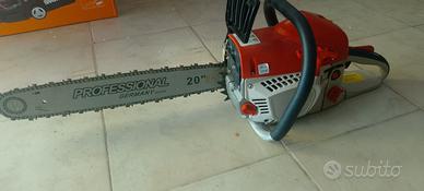 Motosega a scoppio