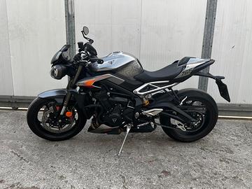 Triumph Street Triple 765 rs