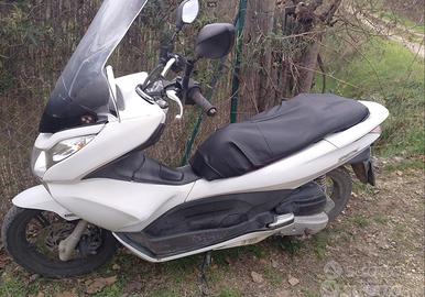 Honda PCX 125 - 2011