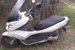 Honda PCX 125 - 2011