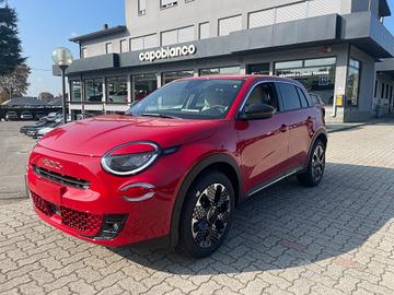 FIAT 600 Hybrid 110 CV DCT MHEV La Prima II KM0