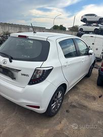 TOYOTA YARIS 2012/2013 ricambi auto usati original