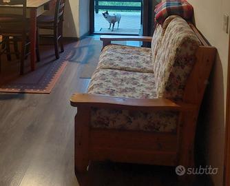 Divano Letto in Legno Stile Tirolese