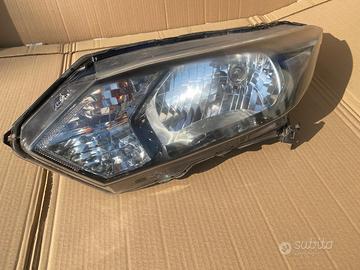 Faro alogeno Honda HRV 2018