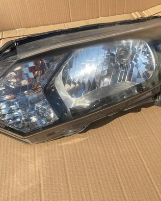 Faro alogeno Honda HRV 2018