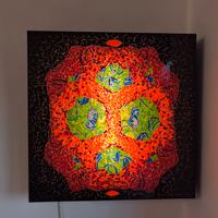 lampada con mosaico da parete 