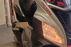 Aprilia sr factory
