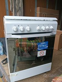 Cucina indesit
