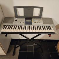 tastiera elettronica Yamaha PSR E323