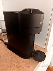 Macchina caffe’ espresso nespresso vertuo next