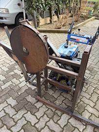 Attrezzatura per taglio legna