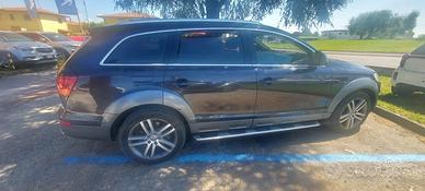 Audi Q7 4.2 V8 TDI quattro tiptronic