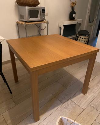 Tavolo ALLUNGABILE e 4 sedie Ikea
