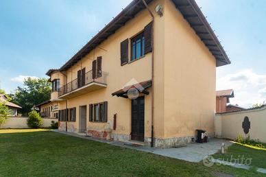 BIFAMILIARE A CASELLE TORINESE