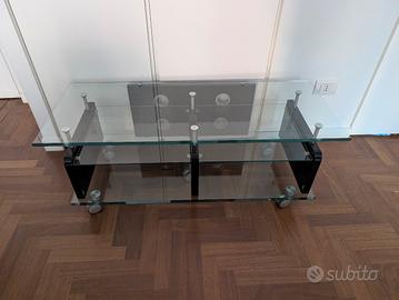 Mobile TV in cristallo