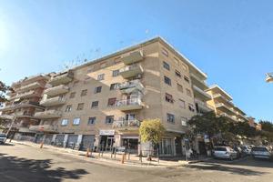 3 LOCALI A CIAMPINO