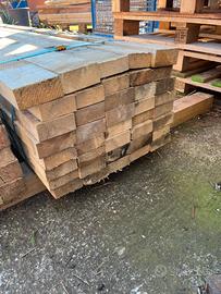 Stock Travetti e listelli in abete