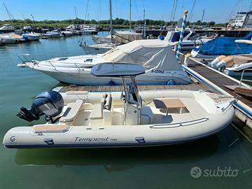 Capelli Tempest 750 Luxe + Yamaha 250cv anno 2024