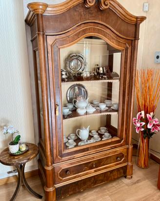 Mobile d’epoca restaurato