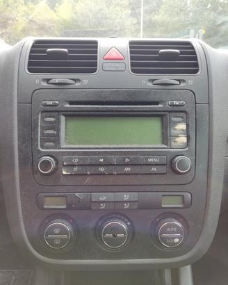 Autoradio VOLKSWAGEN GOLF 5 del 2004