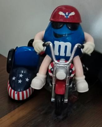 distributore caramelle M&M's