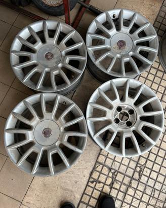 Cerchi raggio 16 Fiat Bravo