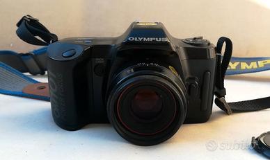 Macchina fotografica Olympus om 101