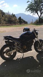 Ducati monster 900