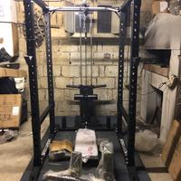Pro Power Rack + Lat Machine Lacertosus