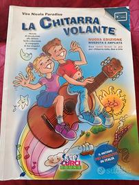 la chitarra volante di vito Nicola paradiso 