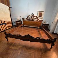 intera camera da letto in legno vintage