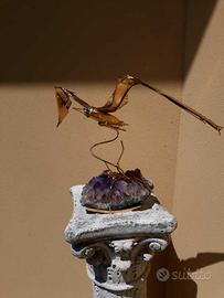 Soprammobile in metallo con base in ametista