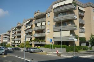 4 LOCALI A ROMA