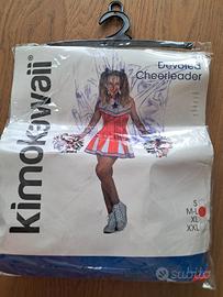 travestimento cheerleader