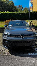 Volkswagen Tiguan 1.5 eTSI 150cv  R-Line 2025