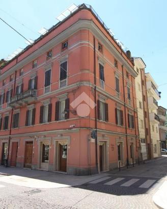 3 LOCALI A TERAMO