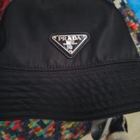 Cappello Prada 