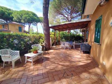 A 60mt. dalla spiaggia con giardino attrezzato