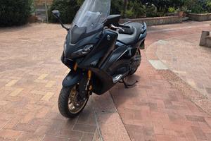 Yamaha T max 560 Tech max Pack sport