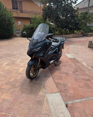 Yamaha T max 560 Tech max Pack sport