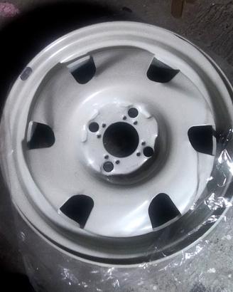 Cerchi  sportivi auto ( 4 pezzi)