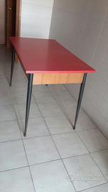 Tavolo in formica