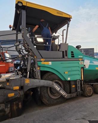 Vibrofinitrice Vogele 1603-2