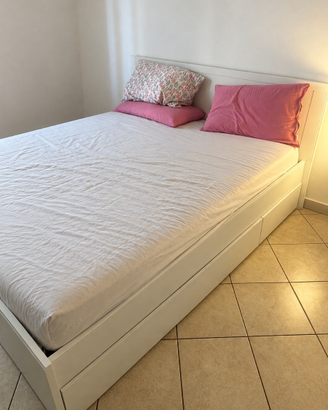 Letto IKEA MALM 160×200 con 4 cassettoni