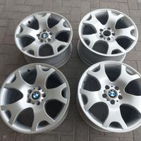 Cerchi ruota differenziati per BMW X5