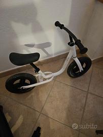 Bicicletta senza pedali